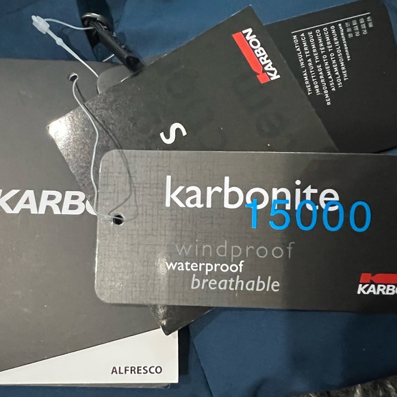 New tags on Karbon Kephyr Size2XL Winter Jacket purchased $400 new selling $300 - Picture 7 of 7